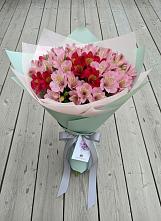 Букет цветов из:  Альстромерии #REPLACE_PRED# Урмарах