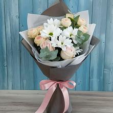 Букет цветов из:  Хризантемы и Розы в Урмарах