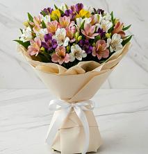 Букет цветов из:  Альстромерии в Урмарах