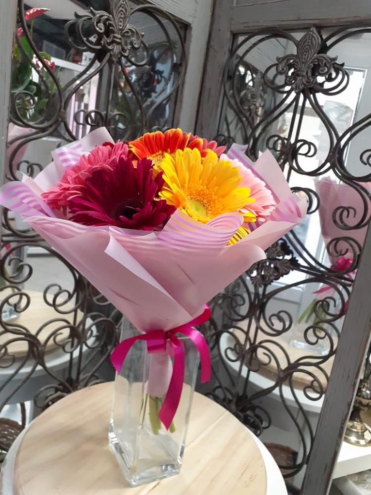 Букет цветов из: Герберы в Урмарах