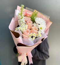 Букет цветов из:  Хризантемы и Розы в Урмарах