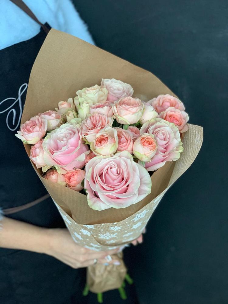 Букет цветов из: Хризантемы и Розы в Урмарах