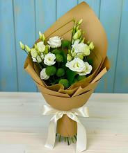 Букет цветов из:  Хризантемы и Лизиантусы #REPLACE_PRED# Урмарах